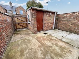 Photo 25- click for photo gallery